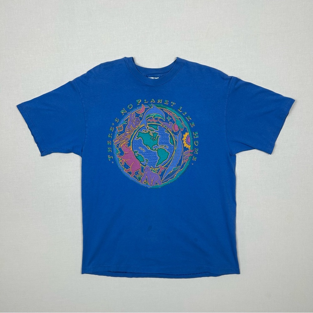 Vintage 90s No Planet Like Home World Tee